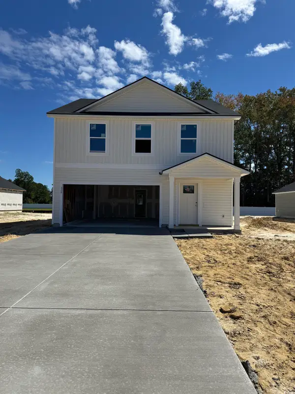 227 Birchwood Dr., Longs, SC 29568