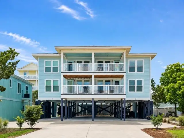 209 29th Ave. N, North Myrtle Beach, SC 29582 - #1
