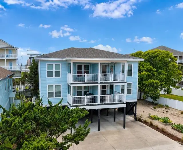 209 29th Ave. N, North Myrtle Beach, SC 29582 - #3