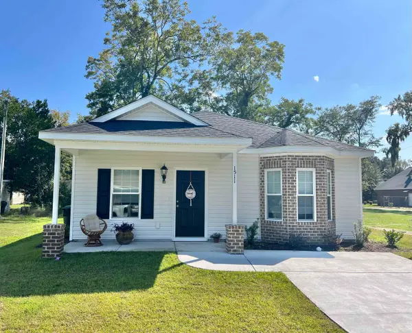 1211 Cherry St., Conway, SC 29527