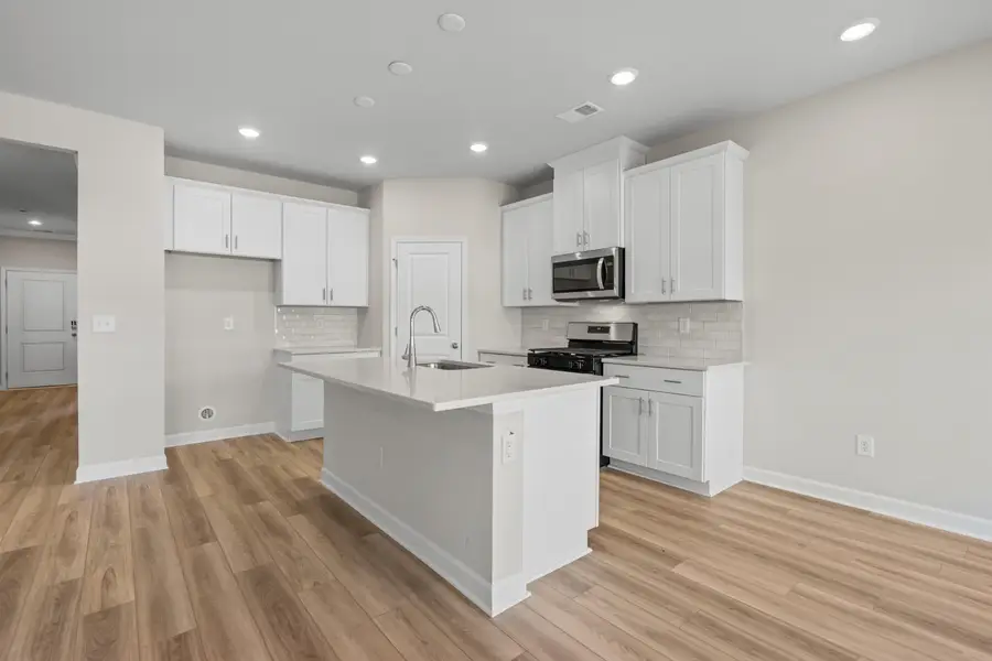 1028 Lauryn Oak Loop, Longs, SC 29568 - Image #3