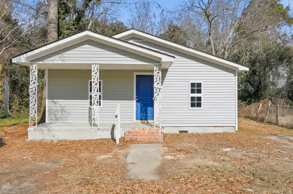 311 Barnes St, Mullins, SC 29574