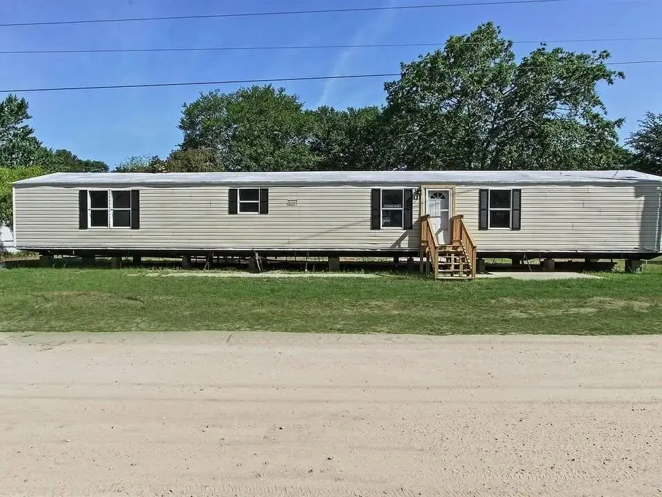 600 Ermine Rd, West Columbia, SC 29170 - Image #1