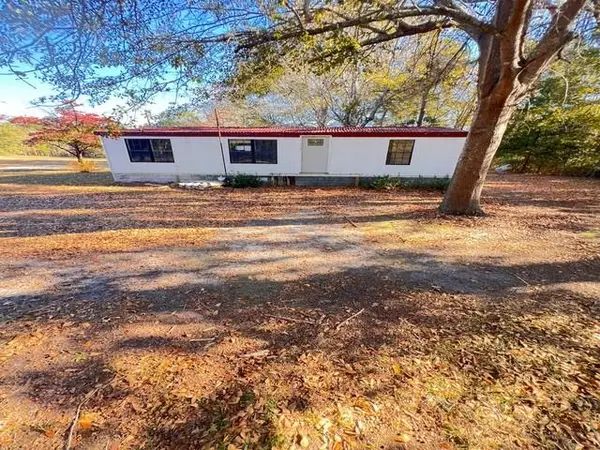 307 Bowling Green Rd, Marion, SC 29571