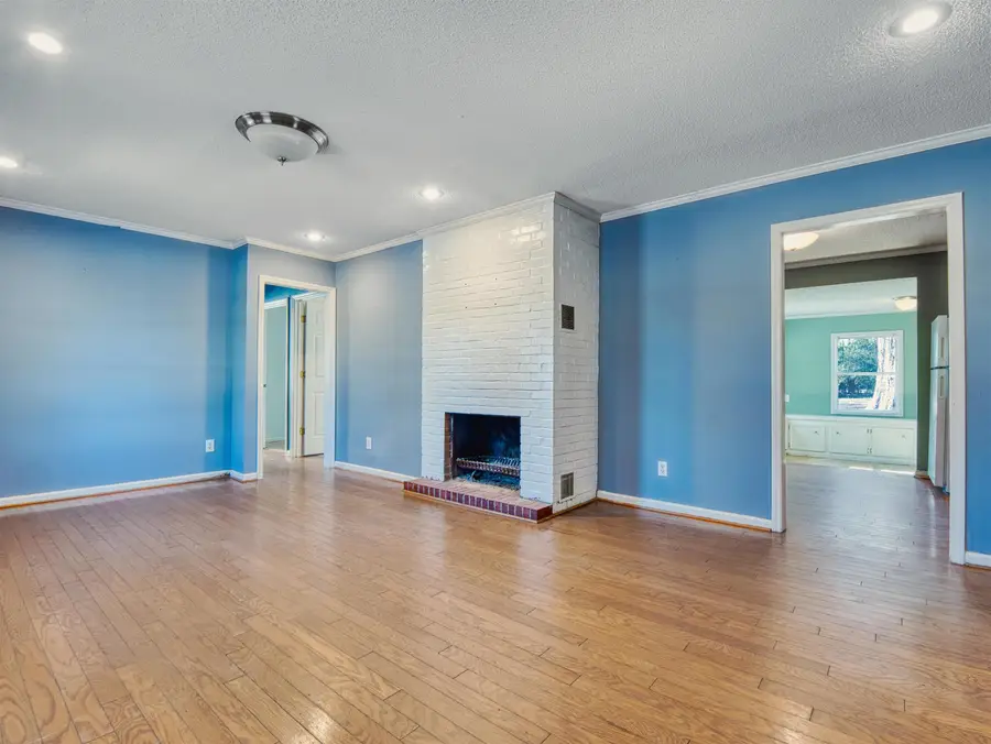 1220 3rd Ave., Kingstree, SC 29556 - Image #2