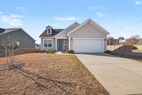 863 Spindel Dr., Myrtle Beach, SC 29588