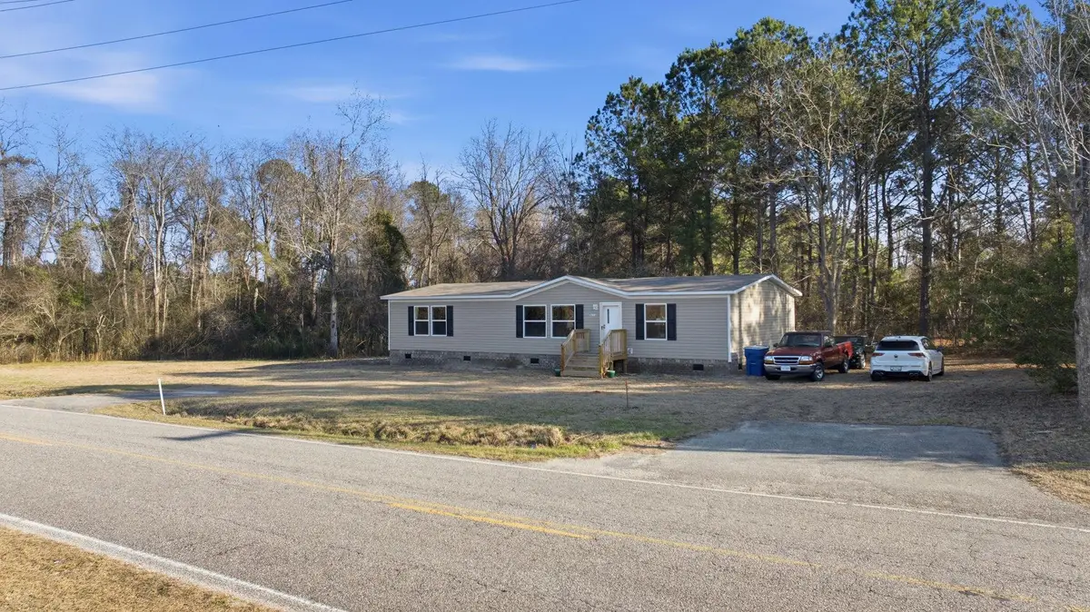 5772 Valley Forge Rd., Aynor, SC 29511 - #1