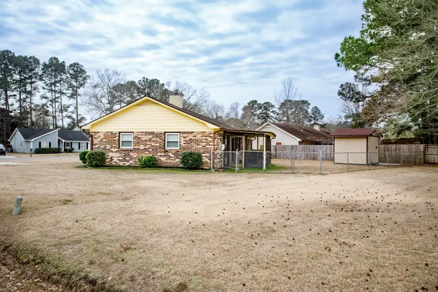 407 Meadowbrook Dr., Myrtle Beach, SC 29588 - #2