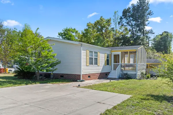 726 Oliver Dr., Murrells Inlet, SC 29576