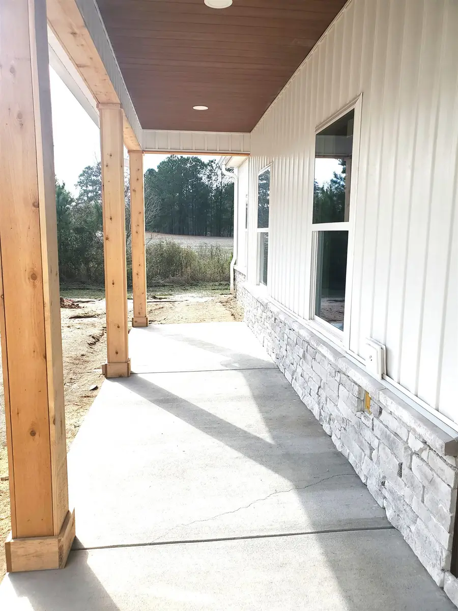 5595 Whispering Woods Rd., Conway, SC 29526 - #3