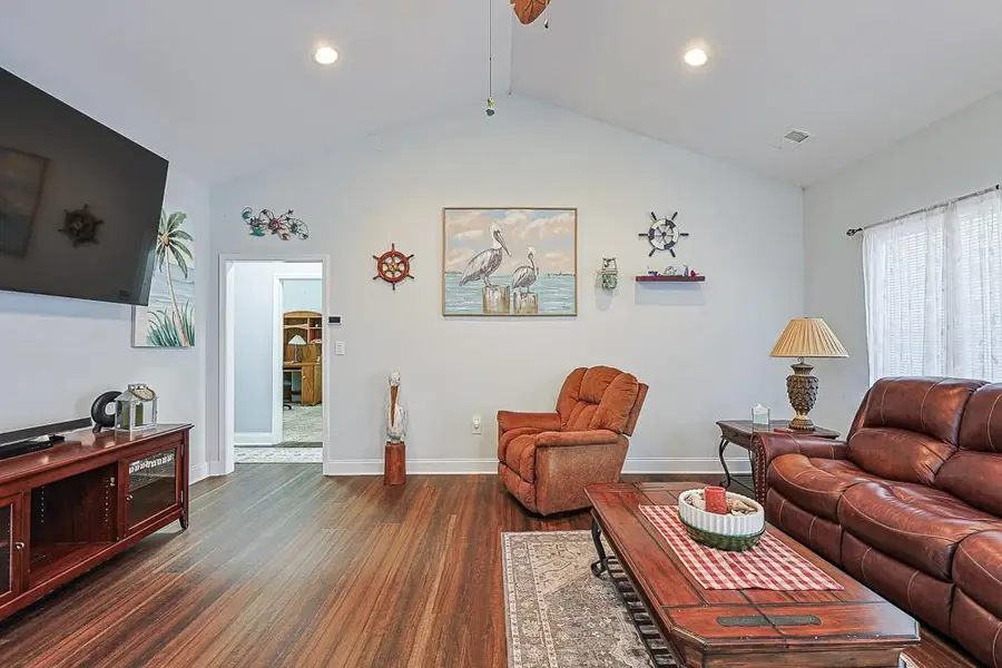 6777 Hampton Rd., Conway, SC 29527 - #3