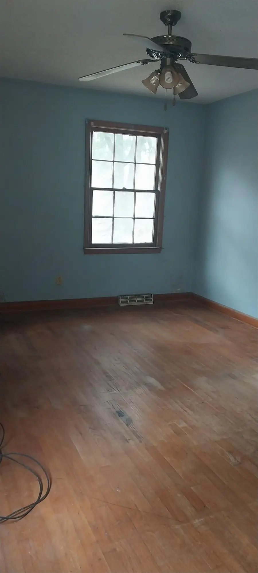 81 Wintergreen Dr., Salters, SC 29590 - #3