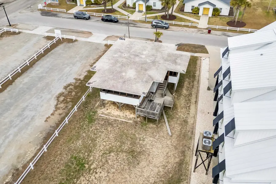 123 Yaupon Ave., Murrells Inlet, SC 29576 - #3