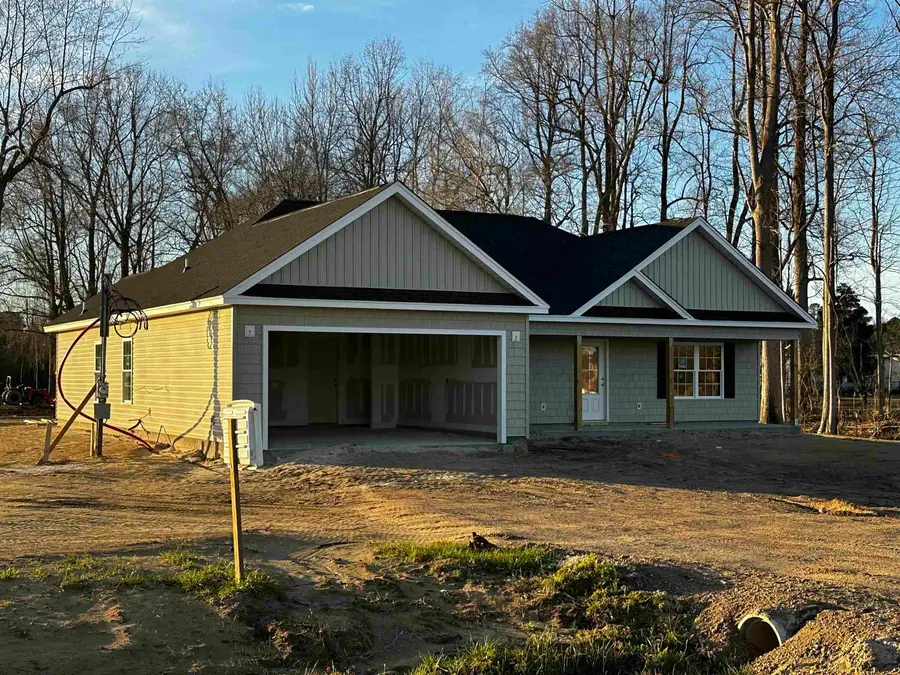 3160 Chapel Rd., Loris, SC 29569 - #3