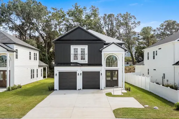 2247 Sand Dunes Dr., Myrtle Beach, SC 29577