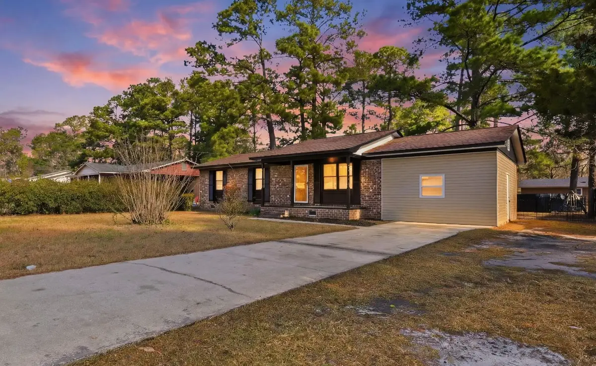 902 Forest Loop Rd., Conway, SC 29527 - #1