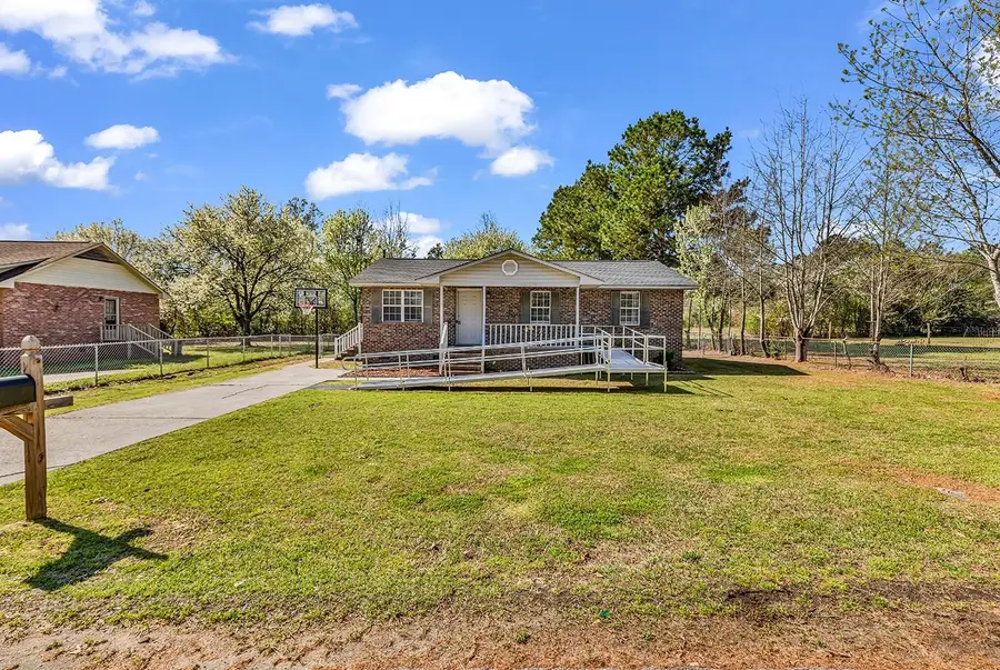 409 Reaves St., Marion, SC 29571 - #2