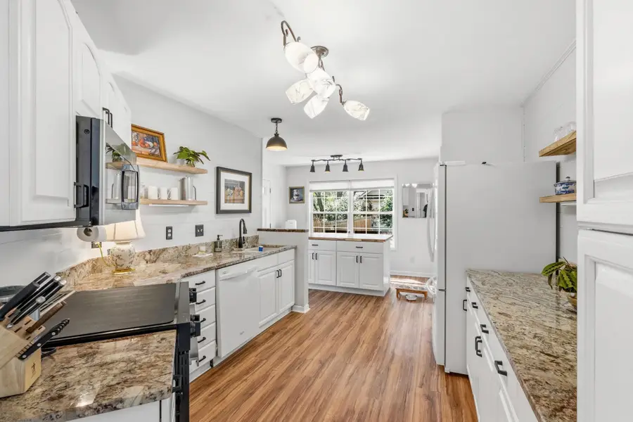 160 Riverbirch Ln., Pawleys Island, SC 29585 - #3