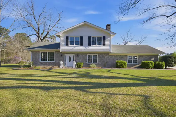 1468 Azalea Dr., Galivants Ferry, SC 29544