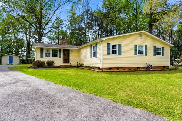 1215 Park Hill Dr., Conway, SC 29526