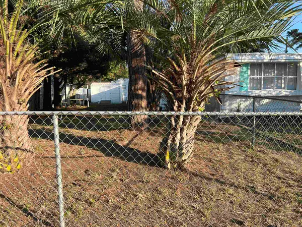 2712 Aquarius Dr., Myrtle Beach, SC 29575