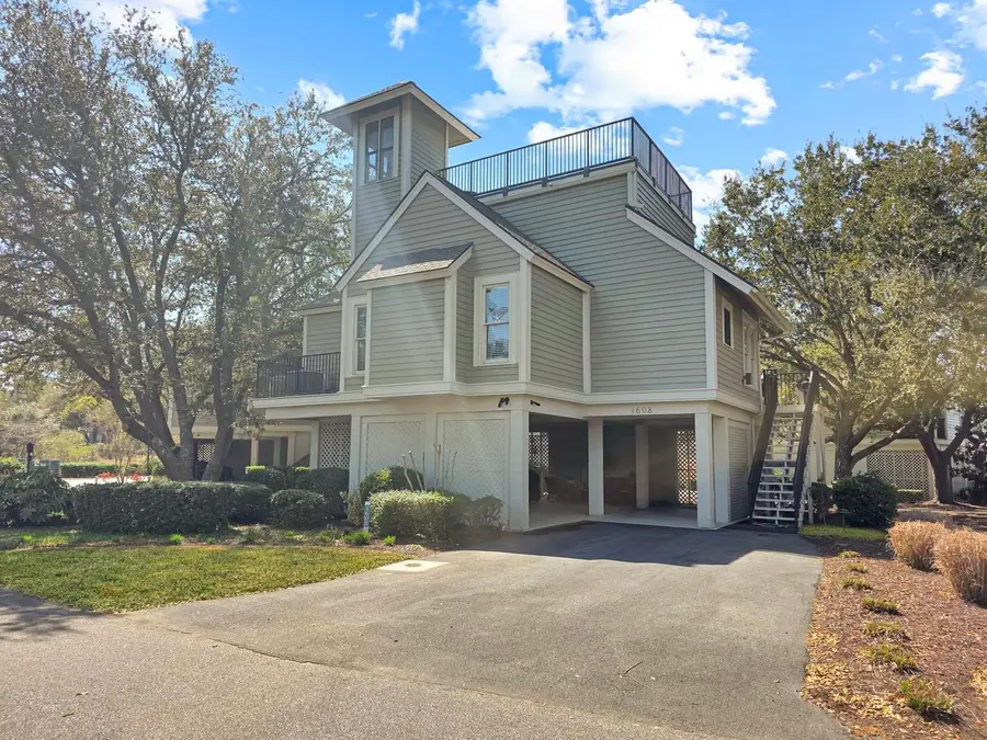 1608 Harbor Dr., North Myrtle Beach, SC 29582 - #3