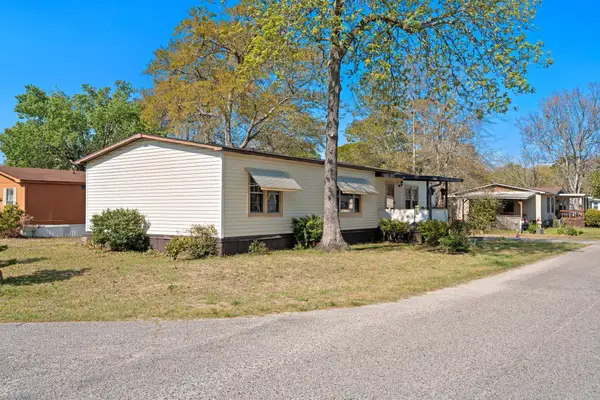 100 Crooked Island Circle, Murrells Inlet, SC 29576