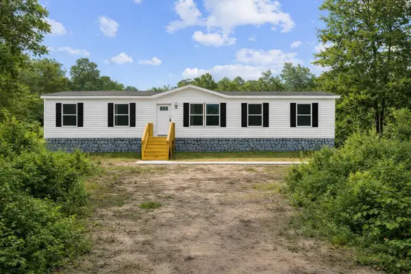 110 Lunar Ln, Loris, SC 29569