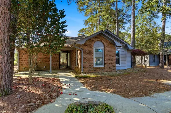 100 Laurawood Dr., Conway, SC 29526