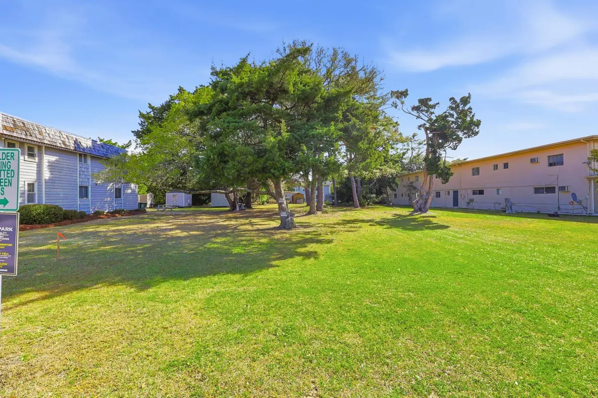 206 4th Ave. N, North Myrtle Beach, SC 29582 - #1