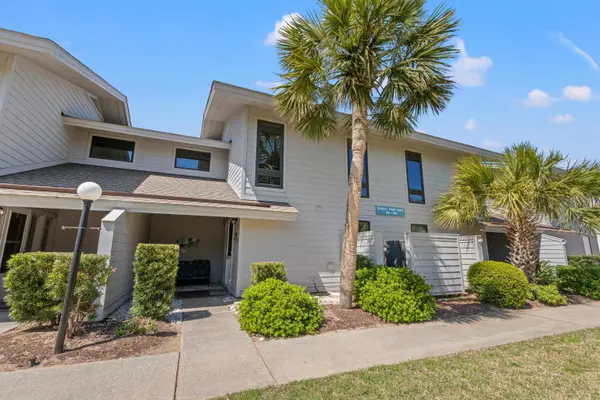 58 Inlet Point Dr., Pawleys Island, SC 29585
