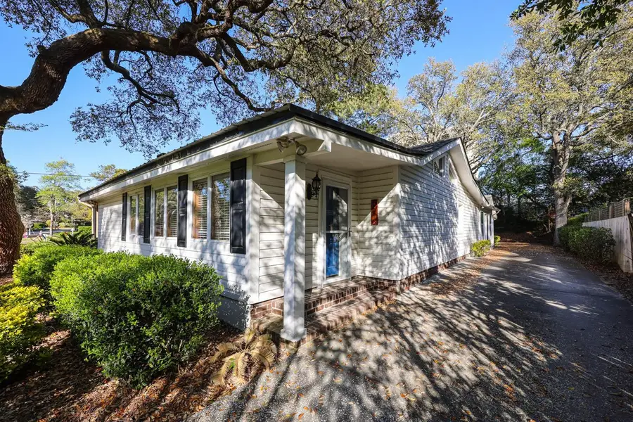 5516 Springs Ave., Myrtle Beach, SC 29577 - #3