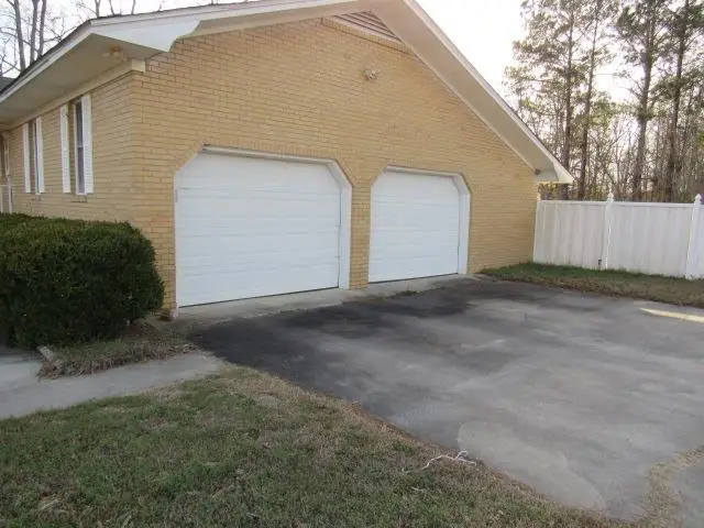 3227 Alvin Kirby Rd, Timmonsville, SC 29161 - #3