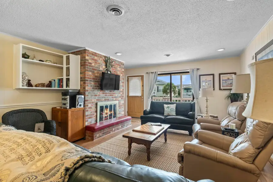 327 55th Ave. N, North Myrtle Beach, SC 29582 - #3