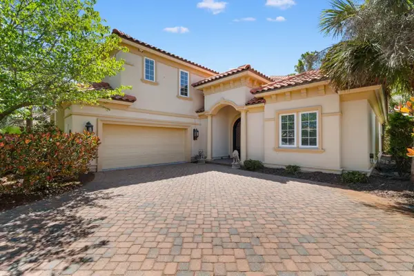 9891 Bellasera Circle, Myrtle Beach, SC 29579