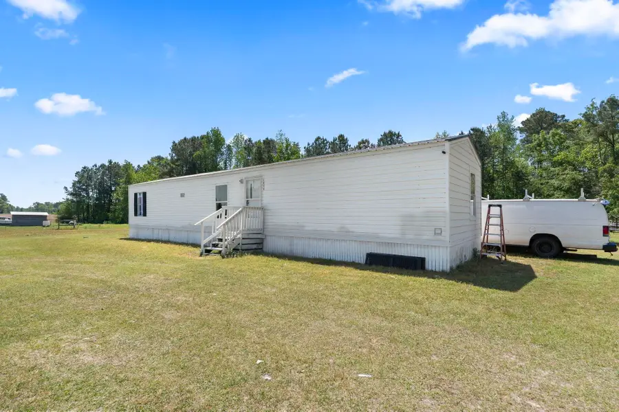 2800 Joyner Swamp Rd., Galivants Ferry, SC 29544 - #2