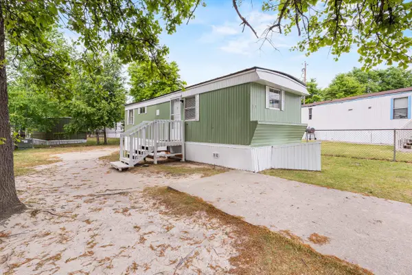 101 Dubbs Ave, West Columbia, SC 29169