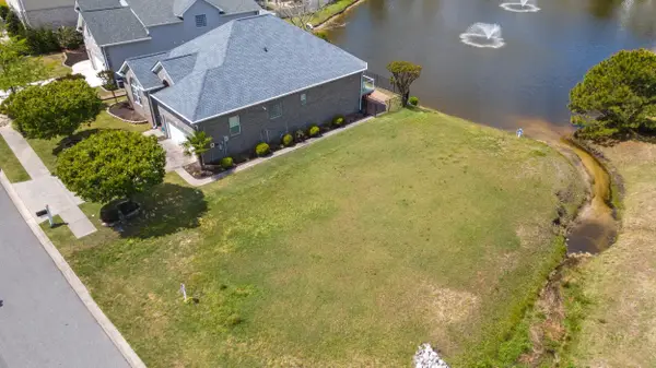 1709 Crosswinds Ave., North Myrtle Beach, SC 29582