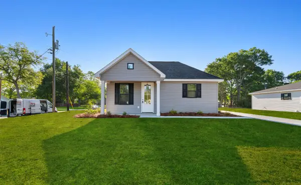 212 N Morgan Ave., Andrews, SC 29510