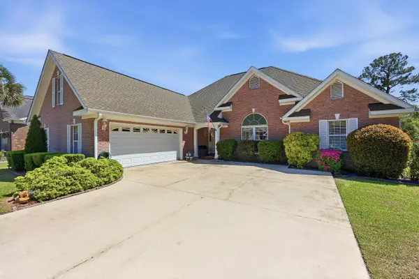 2562 Lake Vista Dr., Little River, SC 29566