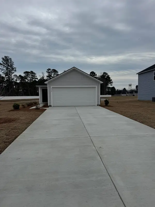 157 Birchwood Dr., Longs, SC 29568
