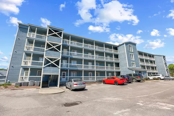 4015 Fairway Dr. #109, Little River, SC 29566