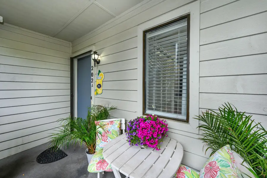 816 9th Ave. S #202A, North Myrtle Beach, SC 29582 - #3