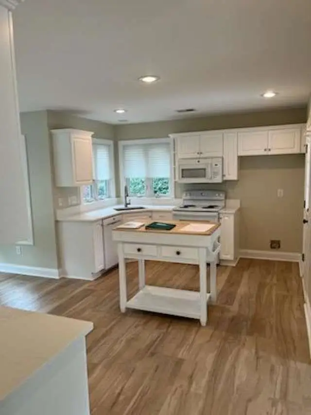 4 Old Barge Dr., Pawleys Island, SC 29585 - #3