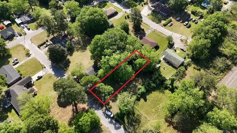 346 Dixon St., Mullins, SC 29574 - #2