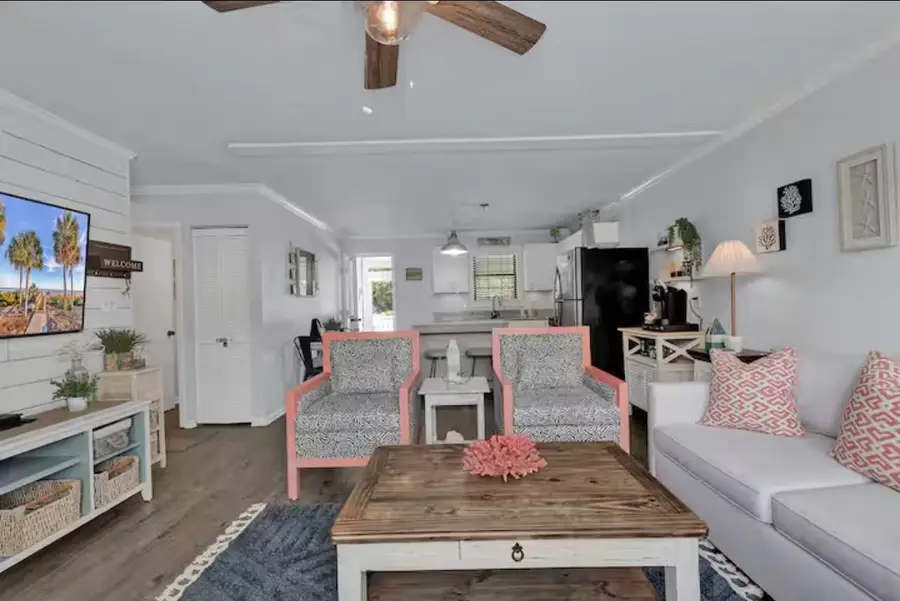 611 B 3rd Ave. S, North Myrtle Beach, SC 29582 - #2