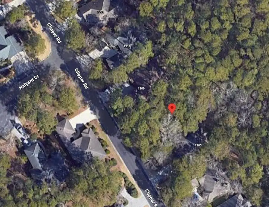 1307 Clipper Dr., North Myrtle Beach, SC 29582 - #1
