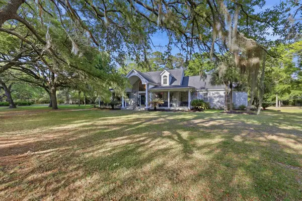 3379 Shadow Moss Ln., Murrells Inlet, SC 29576