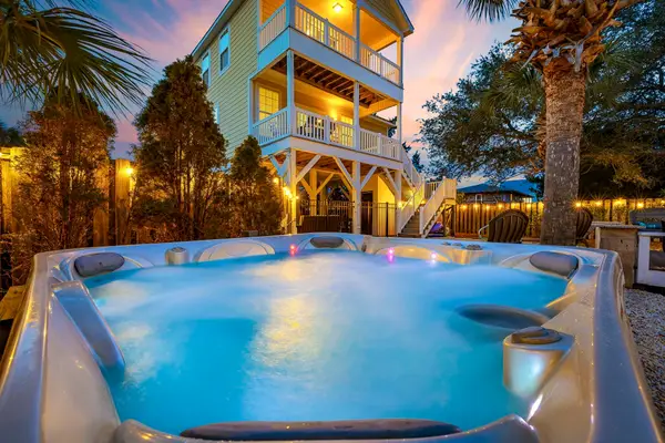 122 Rainbow Dr., Murrells Inlet, SC 29576