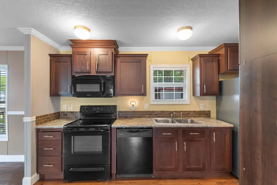 9 Topsail Ln., Murrells Inlet, SC 29576 - #3